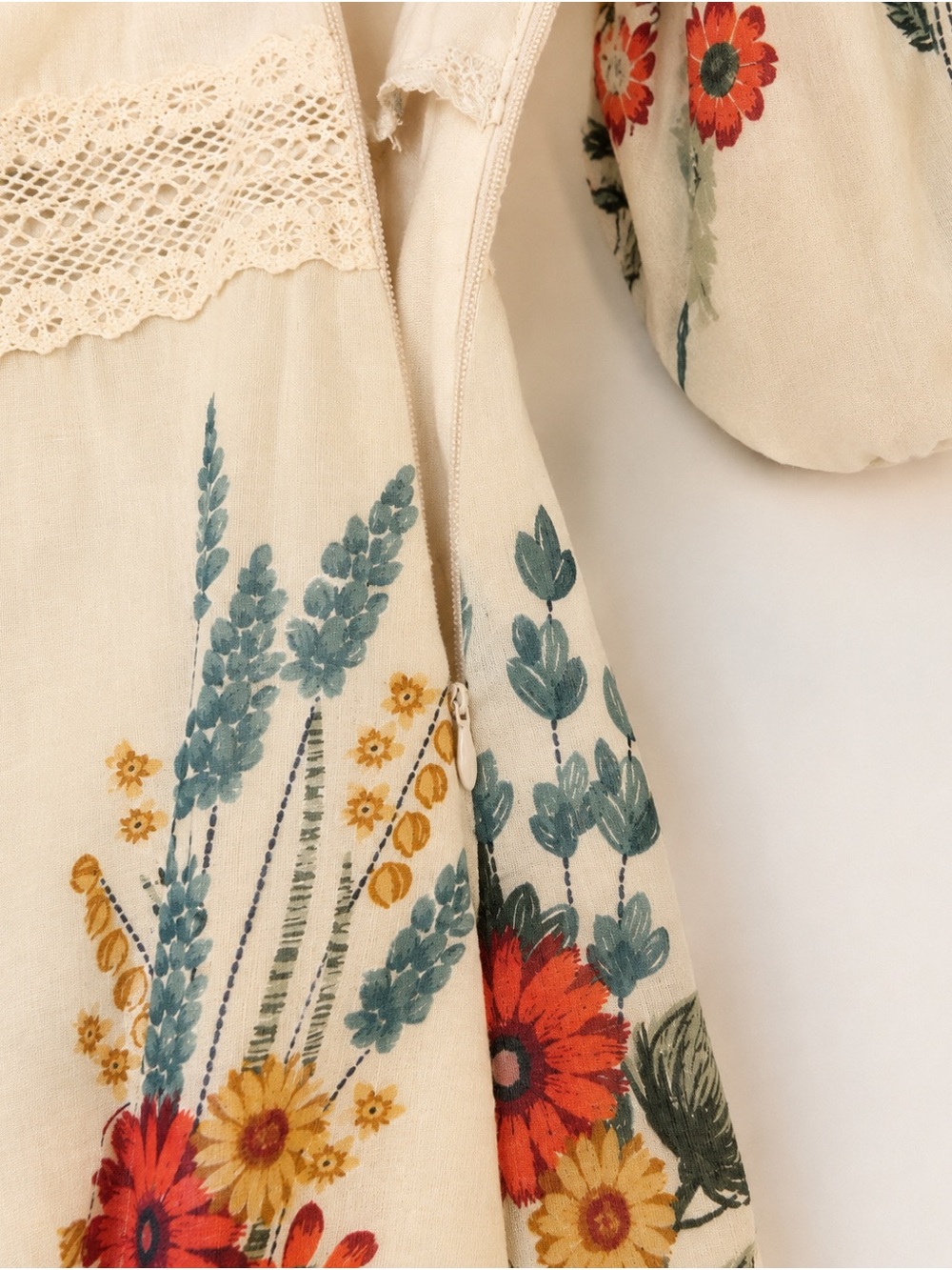 Taylor Cream Floral Midi Dress with V-Neck - Picture 5 of 5